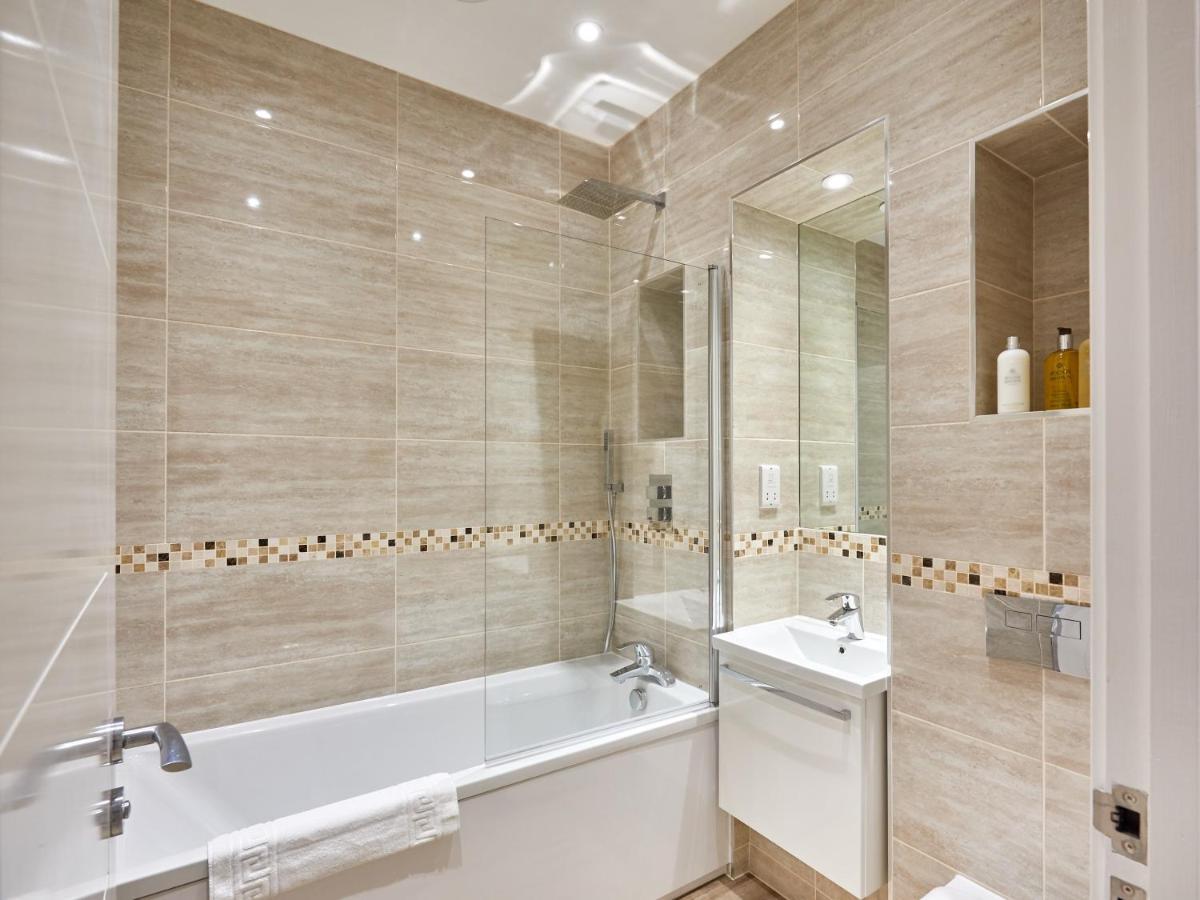 Two Bedroom Apartment By Jlj Apartments & Serviced Accommodation Birmingham - Mantella Lofts エクステリア 写真